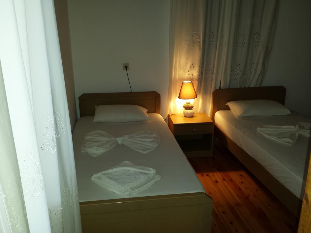 Niki Apartment *